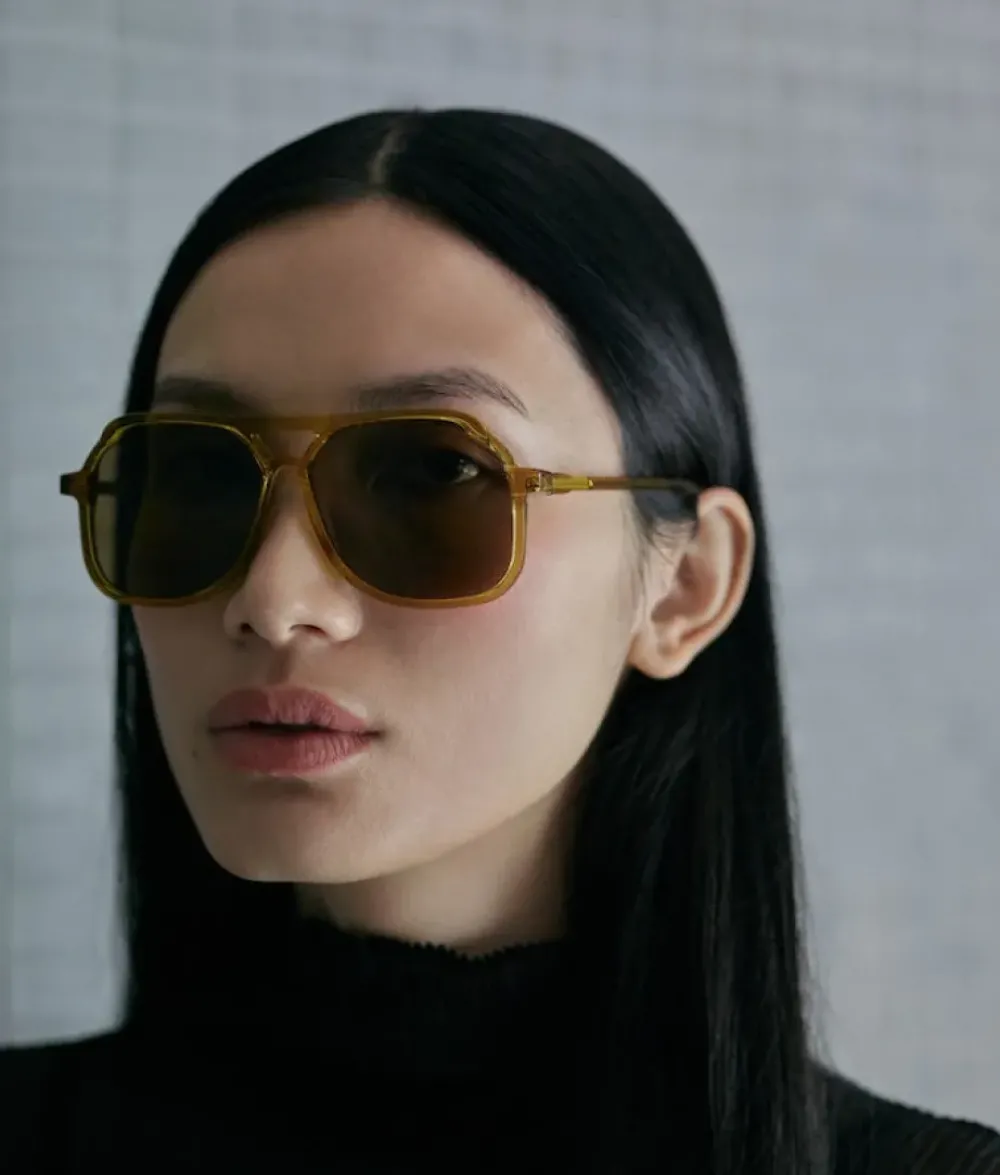 Discount Carla Colour VITO CARAMELLA / oversized, yellow aviator sunglasses Accessories