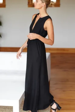 New Grecian Keyhole Dress in Black Dresses