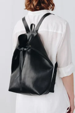 Discount The Folded Leather Backpack Black Accessories