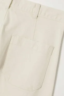 Discount The Great Seafair Wide Leg Jeans Denim in Stone + Black Bottoms